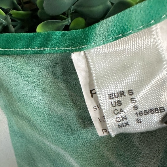 Chiffon Cover Up Open Front Beachwear Kimono Style Botanical Size Small - Picture 7 of 8